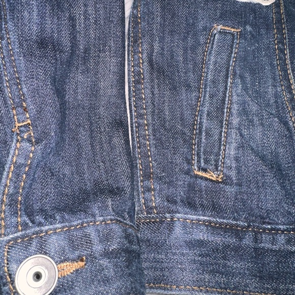 The Childrens Place Embellished Denim Jean Jacket Sequin Heart Patches S(5-6) - Picture 7 of 7